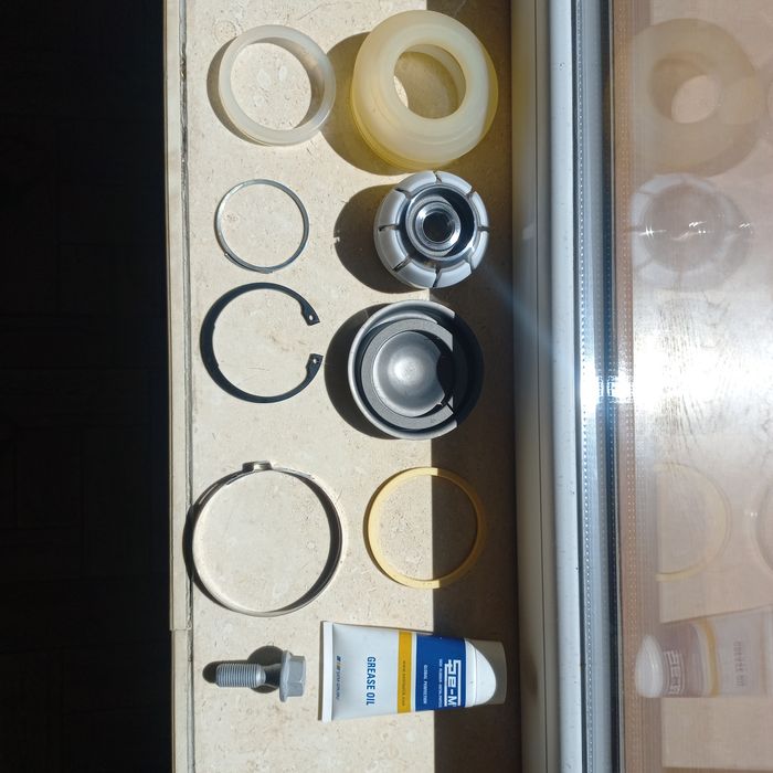 Автозапчасти фірми SE-M.