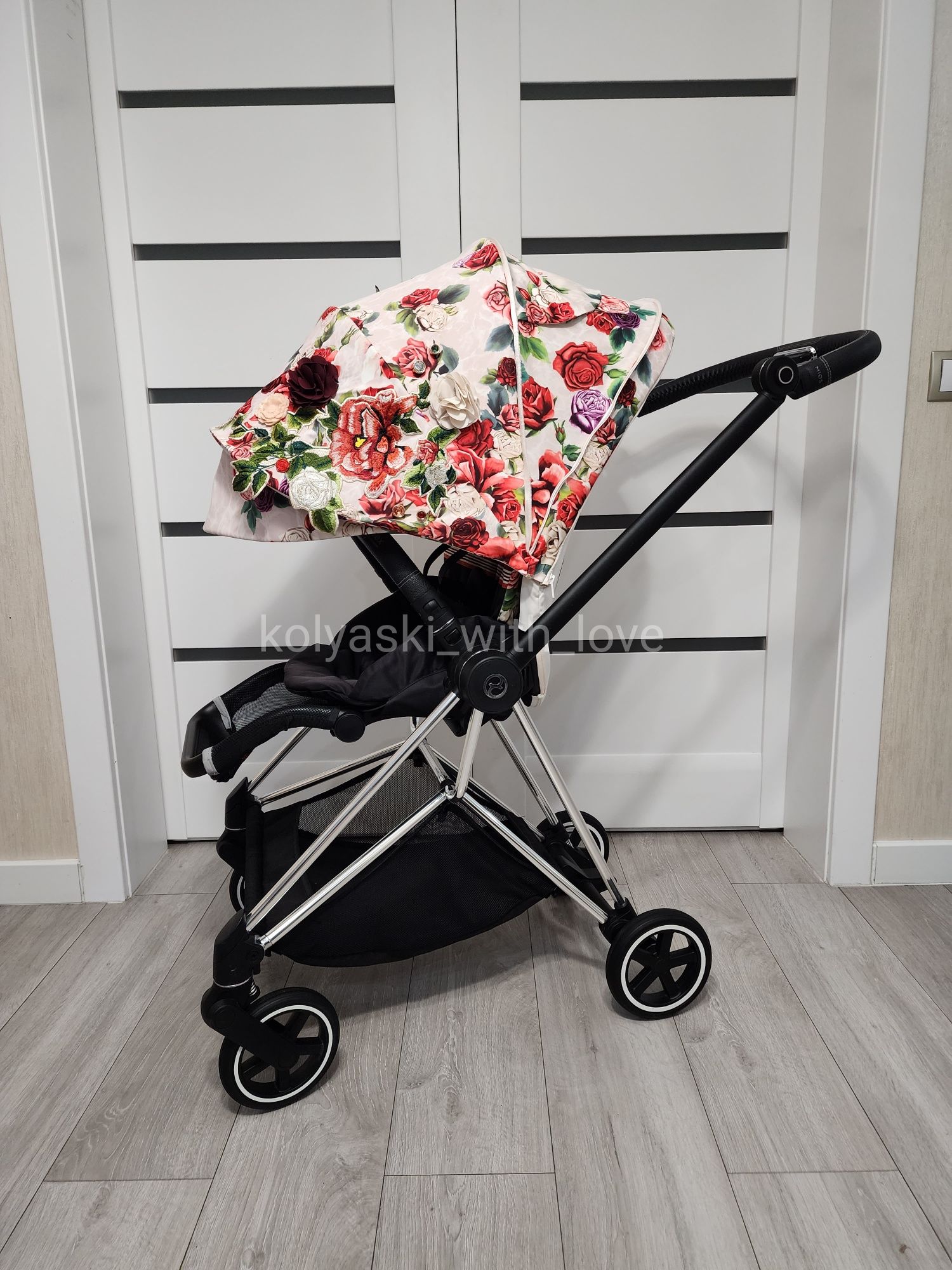 Cybex Mios 4.0 Spring Blossom Light Сайбекс Міос візок візочок коляска
