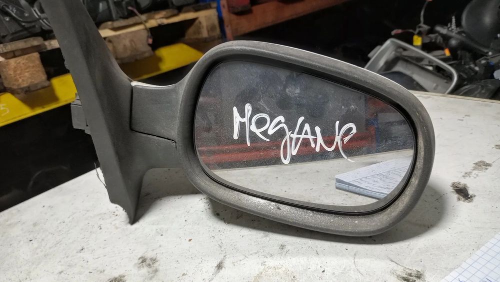 Retrovisor Megane Direito