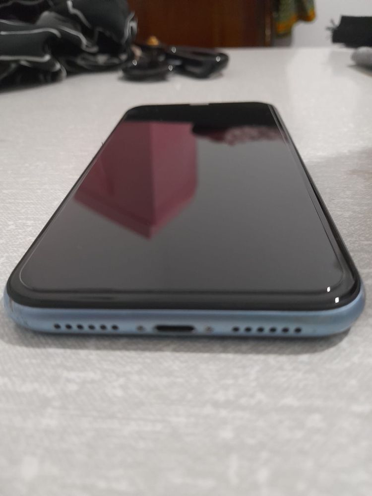 IPhone XR AZUL usado