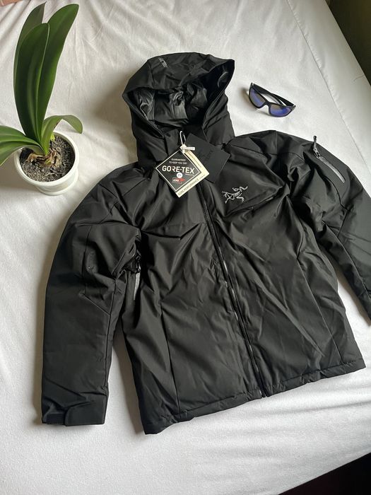 Люксовий Пуховик Arcteryx Macai  !!!