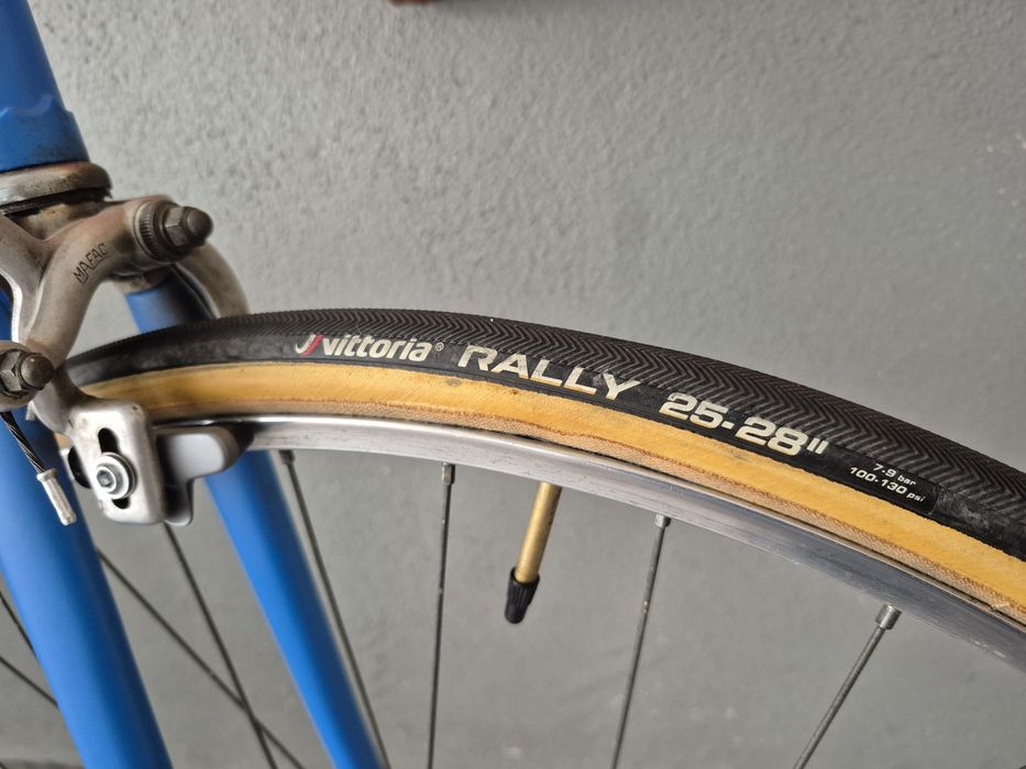 Bicicleta Altis restaurada