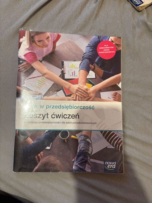 Sprzedam podręcznik + ćwiczenia klasy 2-3