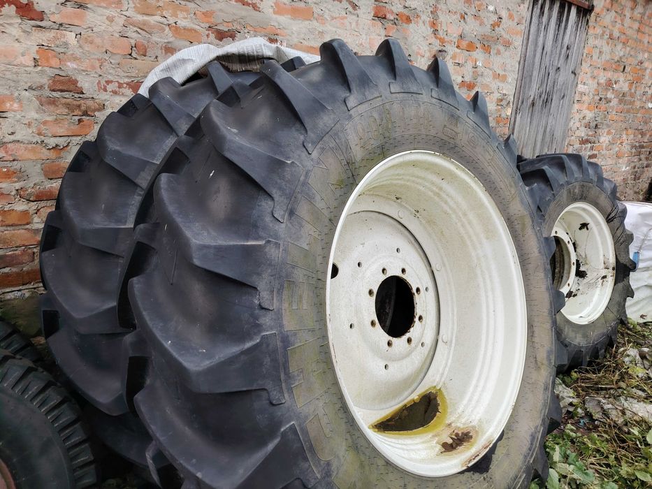 Трактор New Holland T6090