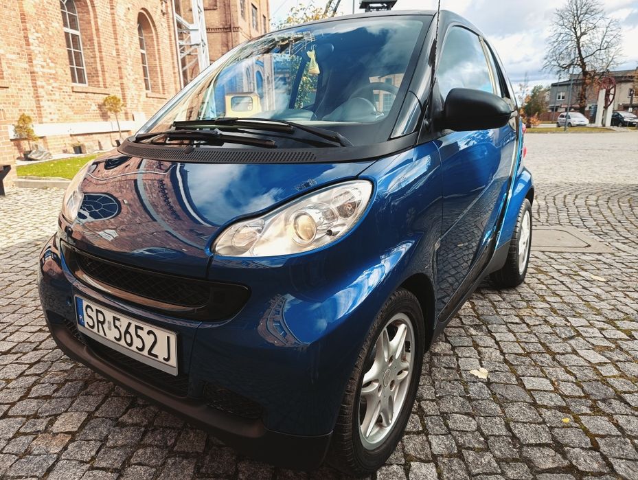 Śliczny Smart fortwo benzyna