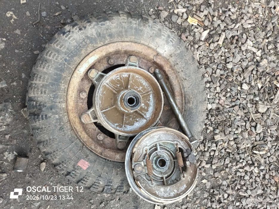 Продам переднее колесо в сборе  от Мото  Муравья