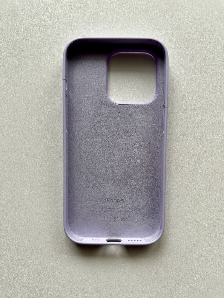 Apple Silicone Case iPhone 14 Pro kolor Lilac wrzosowy