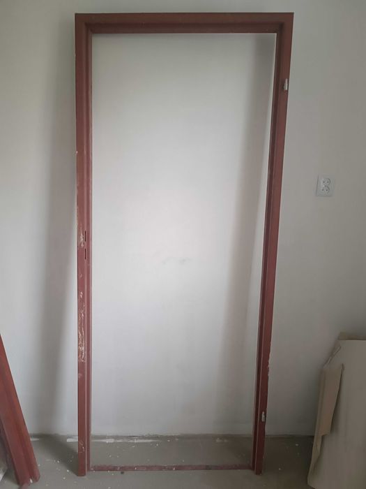 futryny / ościeżnice metalowe 2 szt. 90 cm, lewe