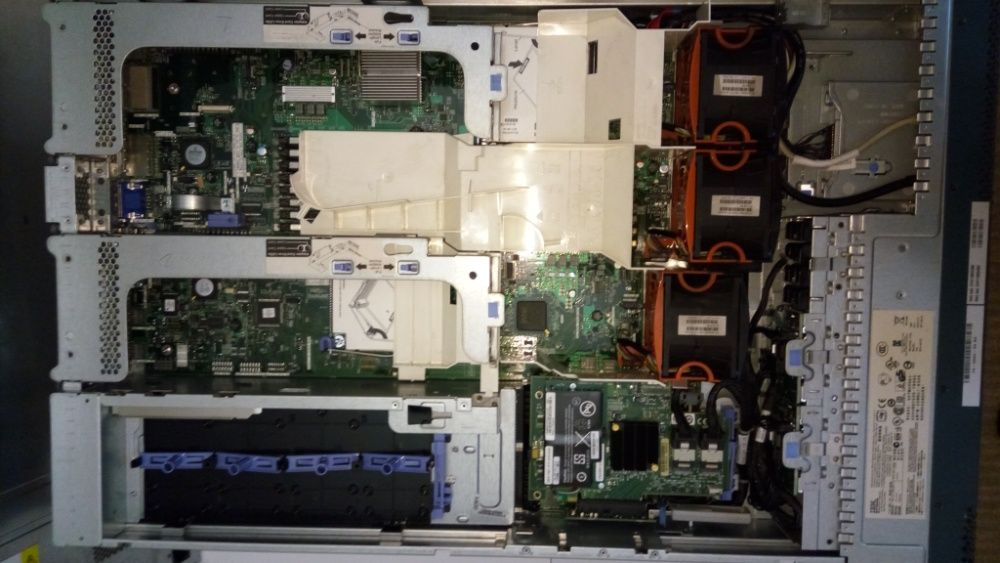Сервера IBM x3650 M2, 2xXeon E5640, 128Gb DDR3, диски 8x300Gb SAS