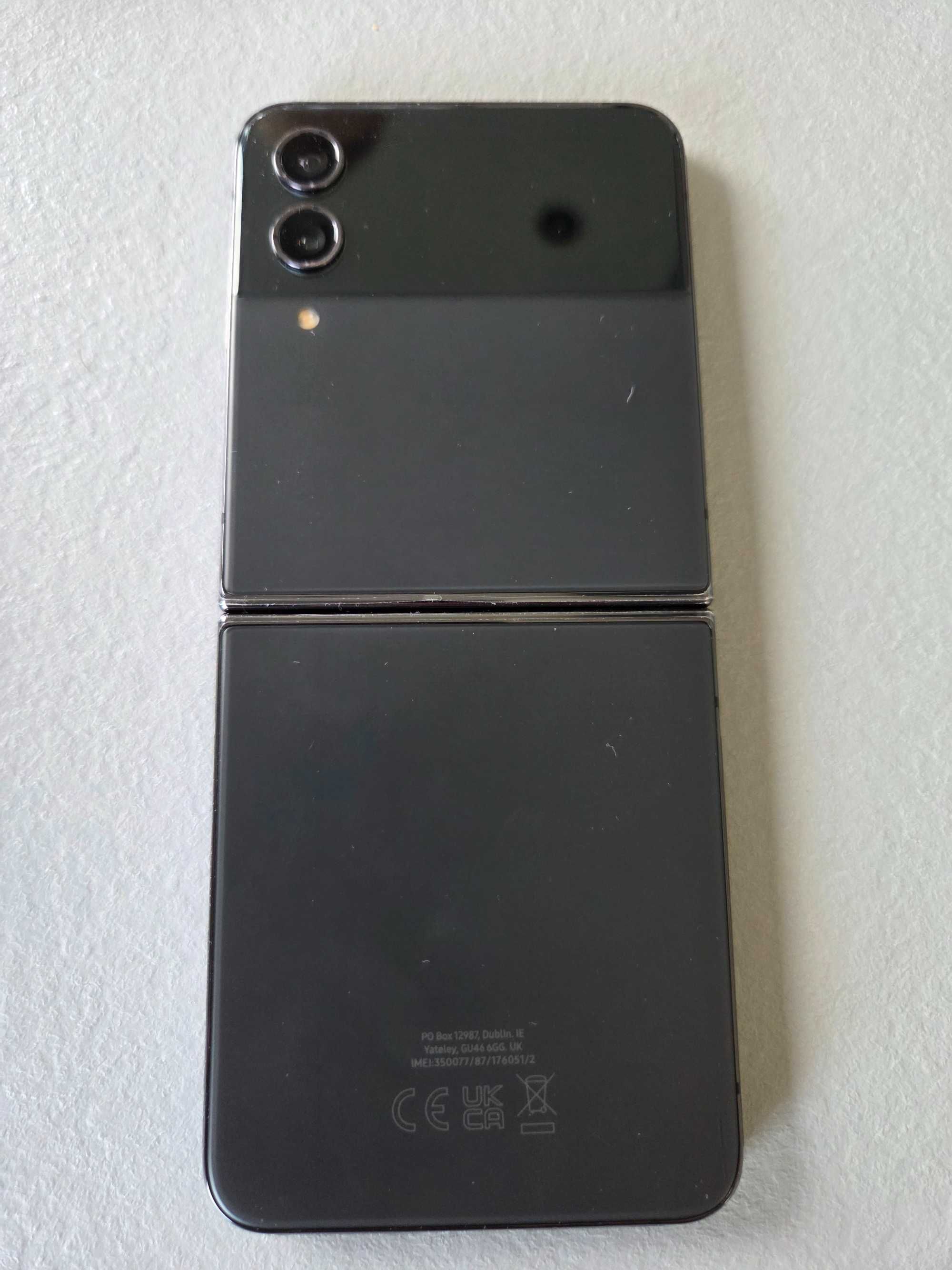 Telefon Samsung Z Flip4