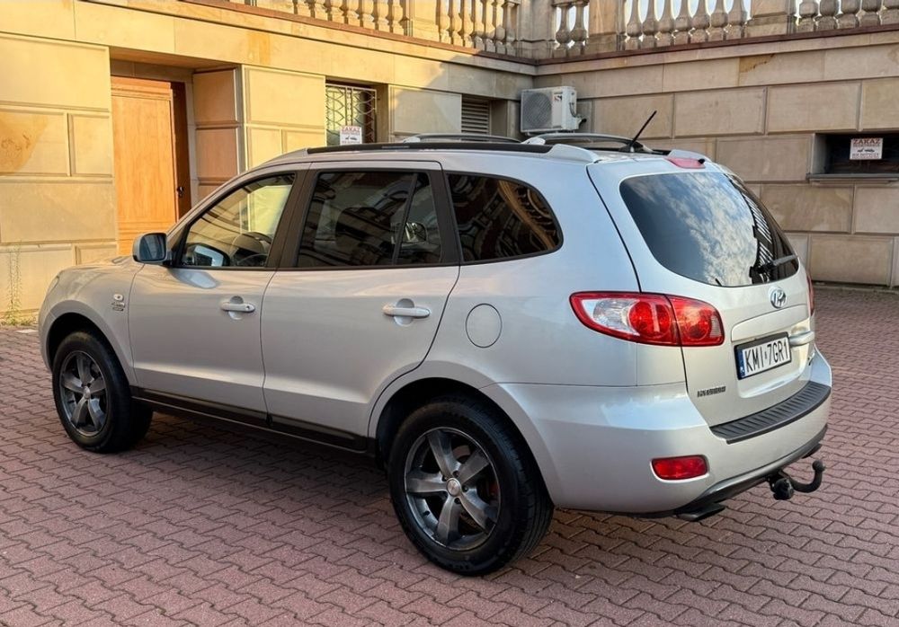 Продам Надійний Автомобиль Hyundai Santa Fe