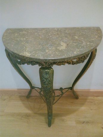 Mesa com tampo em mármore para hall