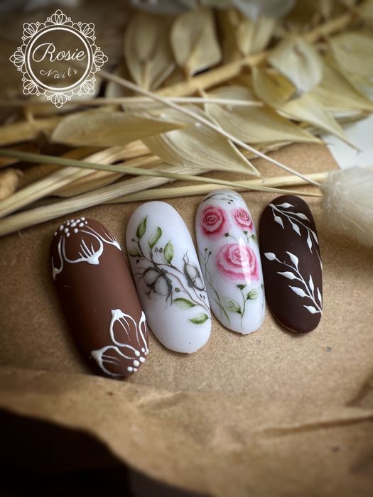 Manicure hybrydowy, żelowy, przedłużanie, stopy.