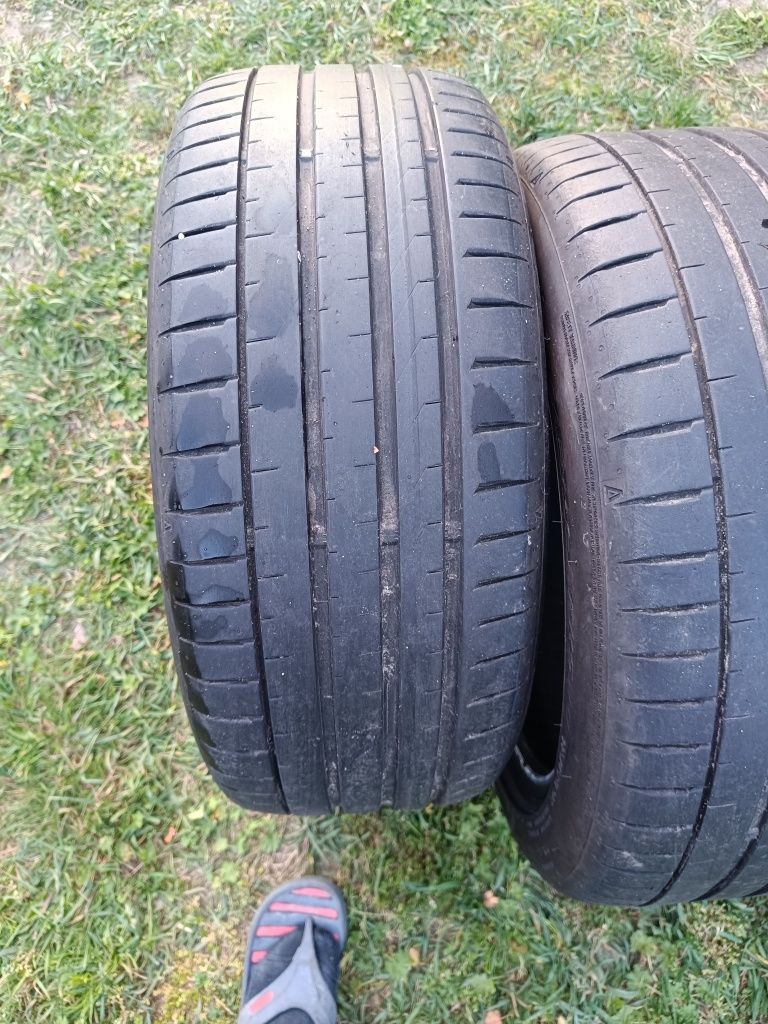 Opony Falken 225/45/R17  5221R