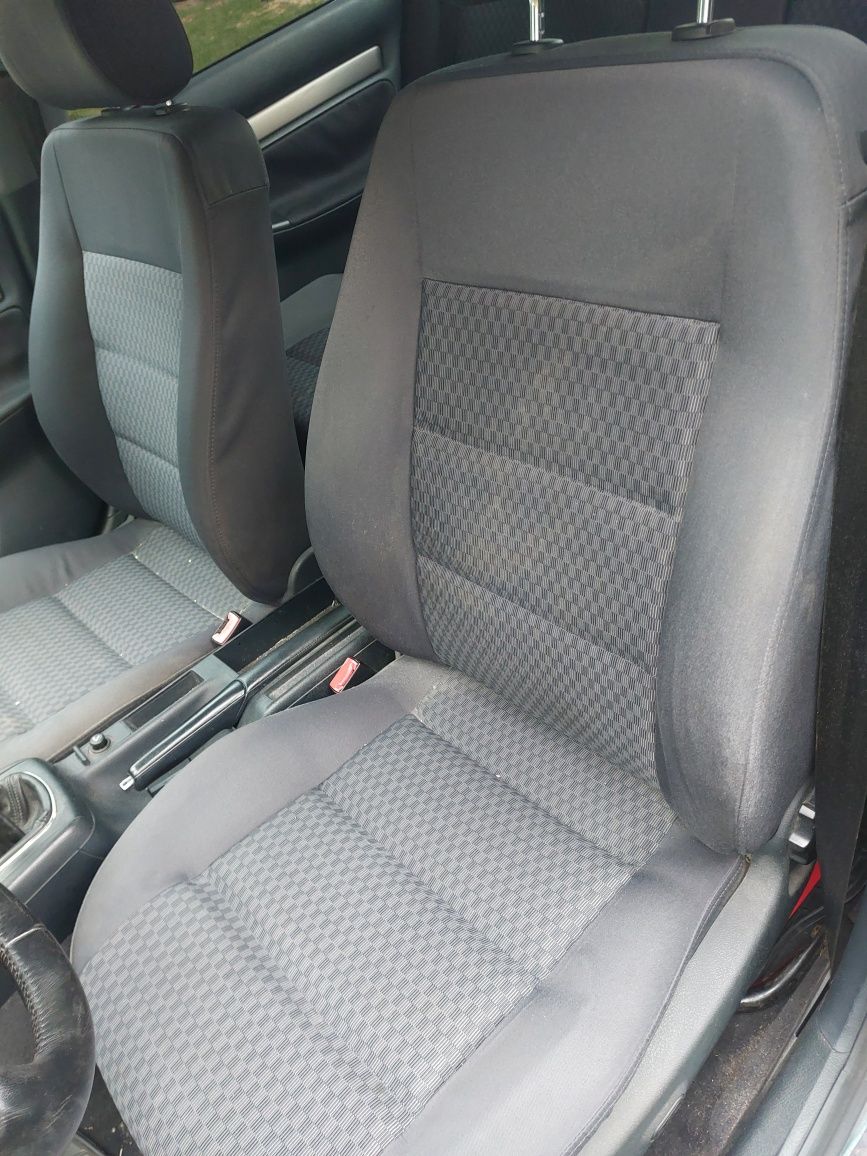 Fotele Siedzenia Audi a4 B5