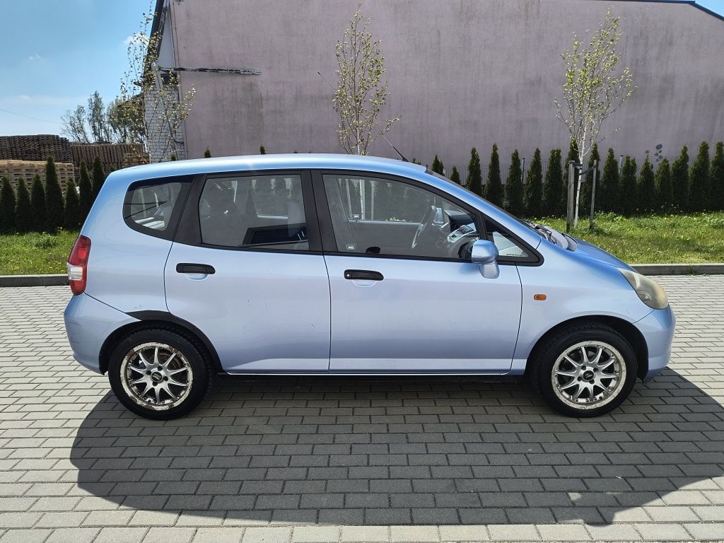 Honda Jazz 1.4 83PS, klimatyzacja, alufelgi! OC i PT 01.2025! Warto