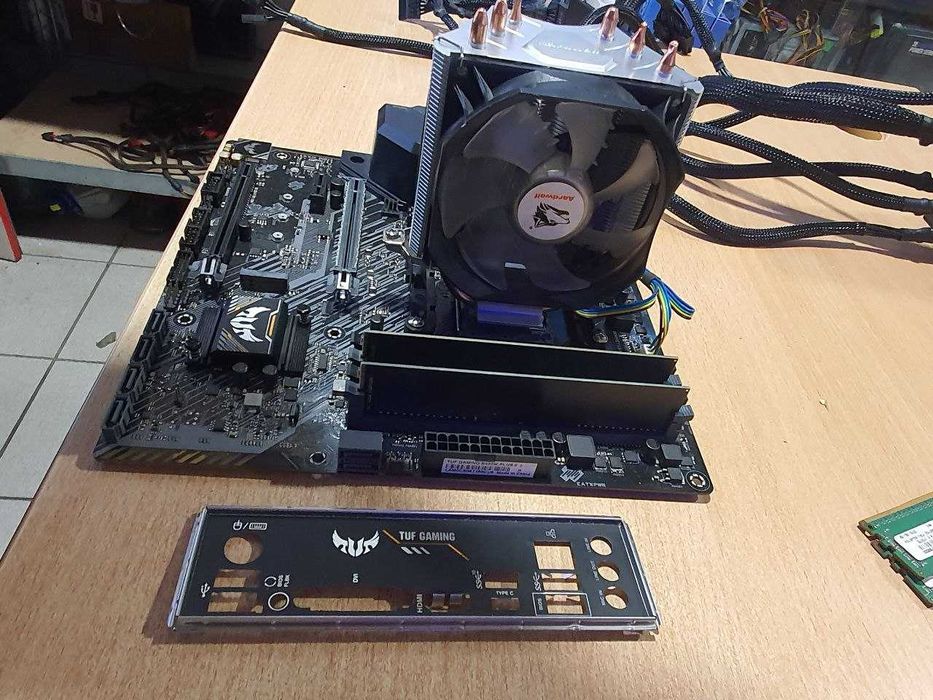 Матер плата sAM4 ASUS TUF Gaming  B450M plus 2 с Ryzen 5 3600 и Zalman