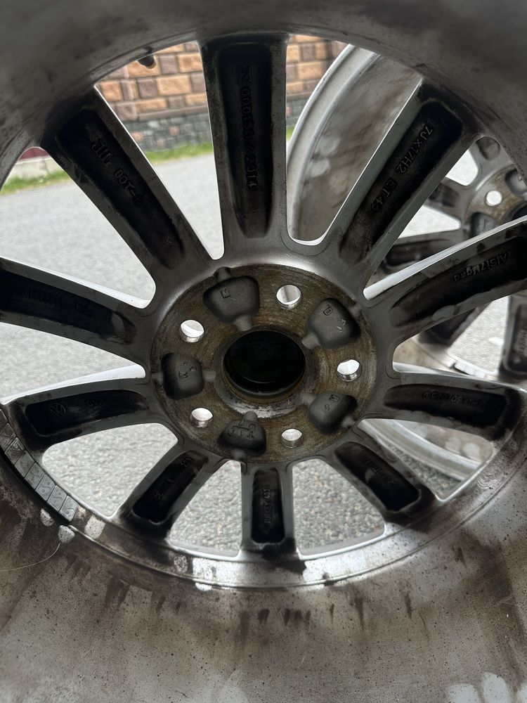 Дискі литі 17 радіус Volkswagen original