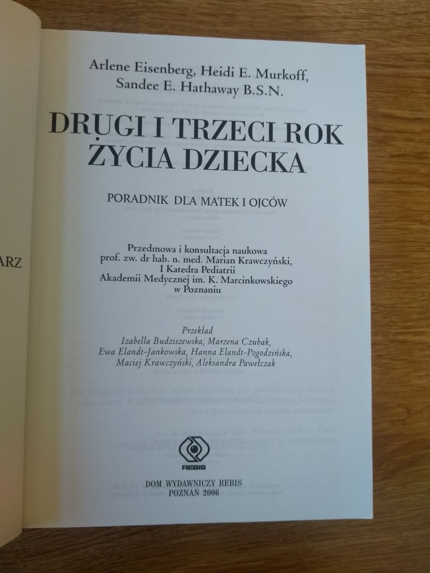 Sprzedam książkę Drugi i trzeci rok życia dziecka, poradnik, 752 stron