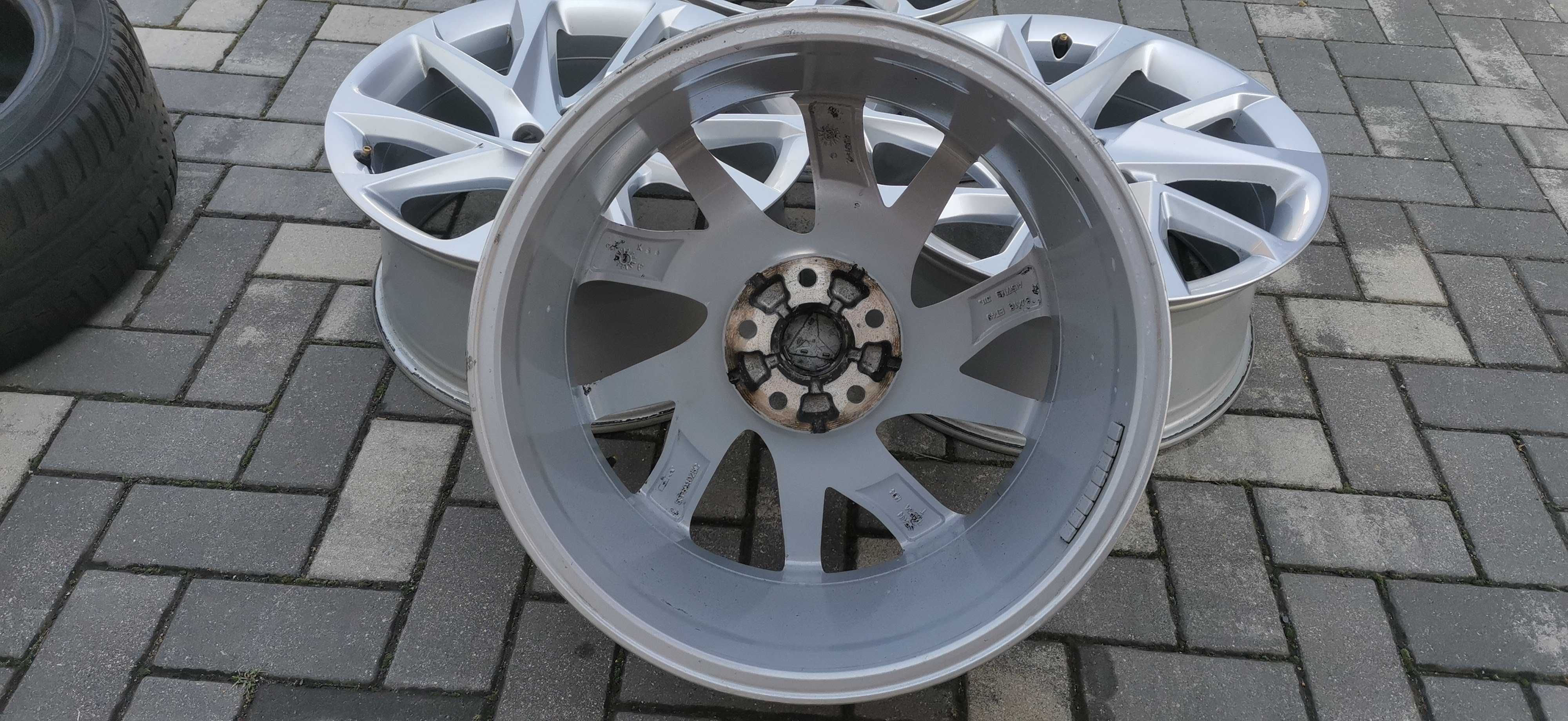 Felgi Seat CUPRA Leon FR VW Golf Skoda Octavia 8Jx18H2 5x112 ET40