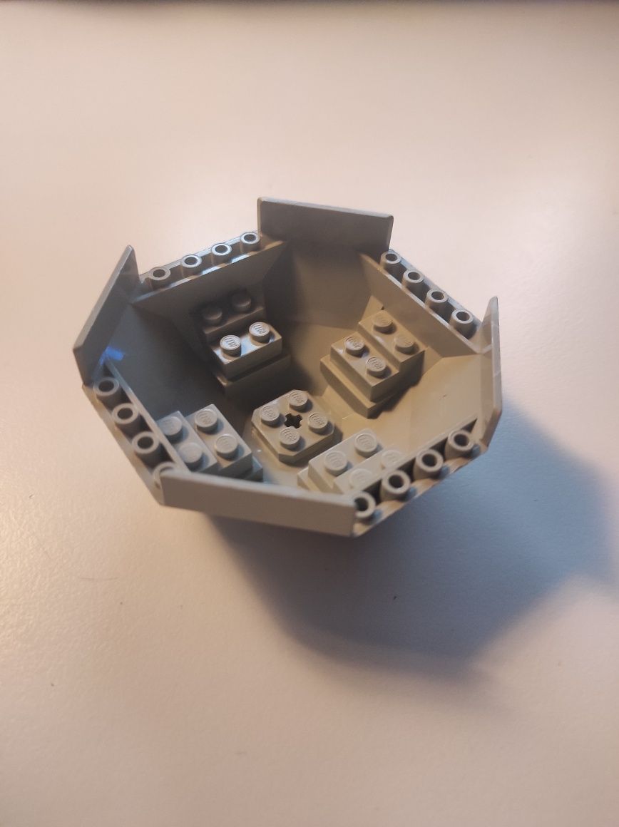 LEGO Cockpit 10 x 10 x 4 Light Gray