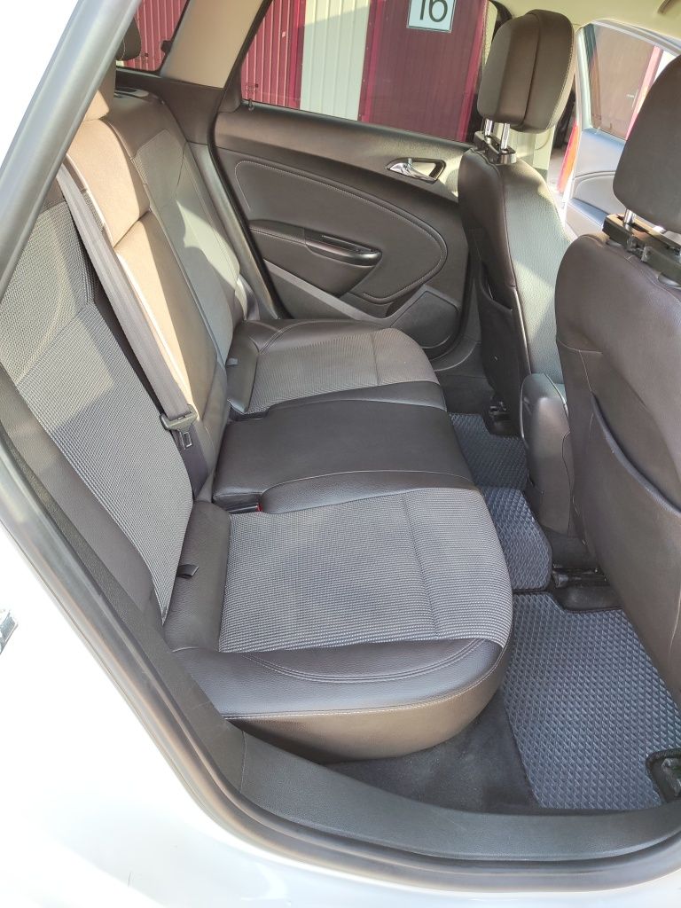 Opel Astra j 1.6 turbo