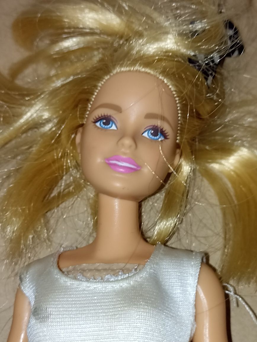 Dwie lalki Barbie Mattel licencja z 2015