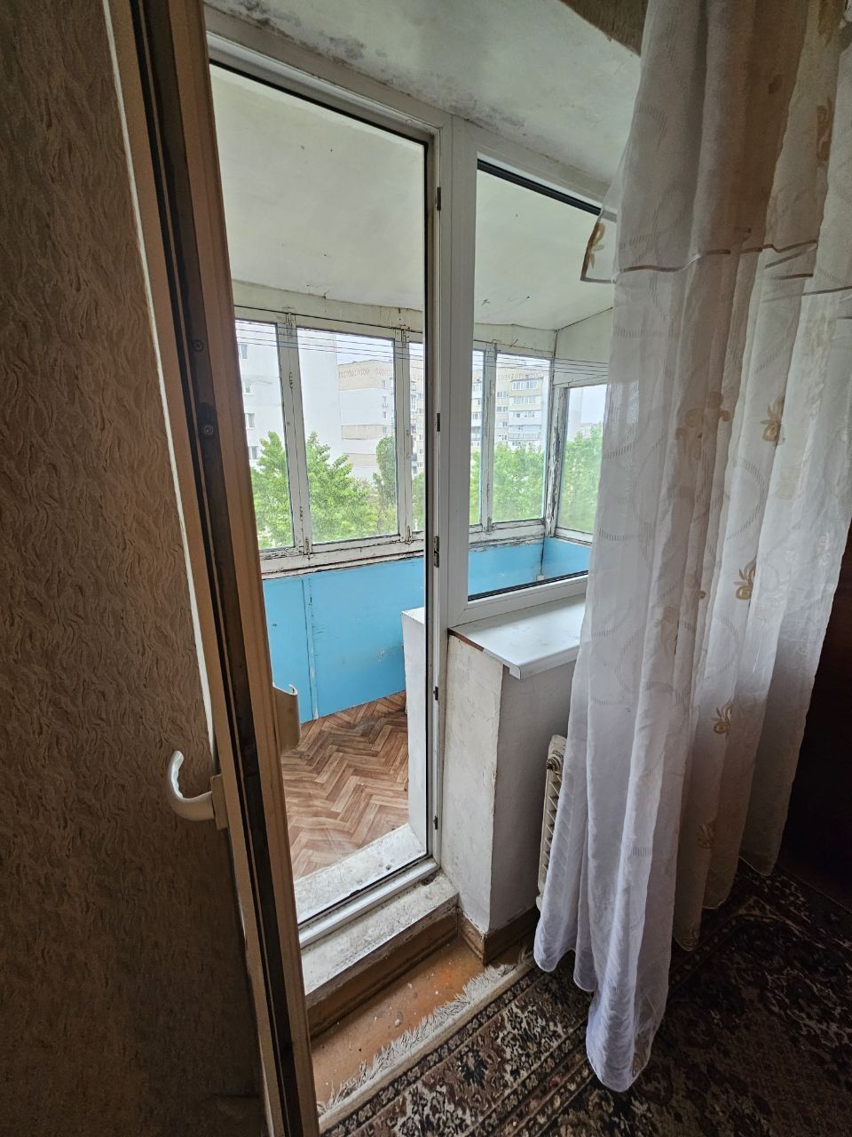 Продам 2 комнатную центр 47м²