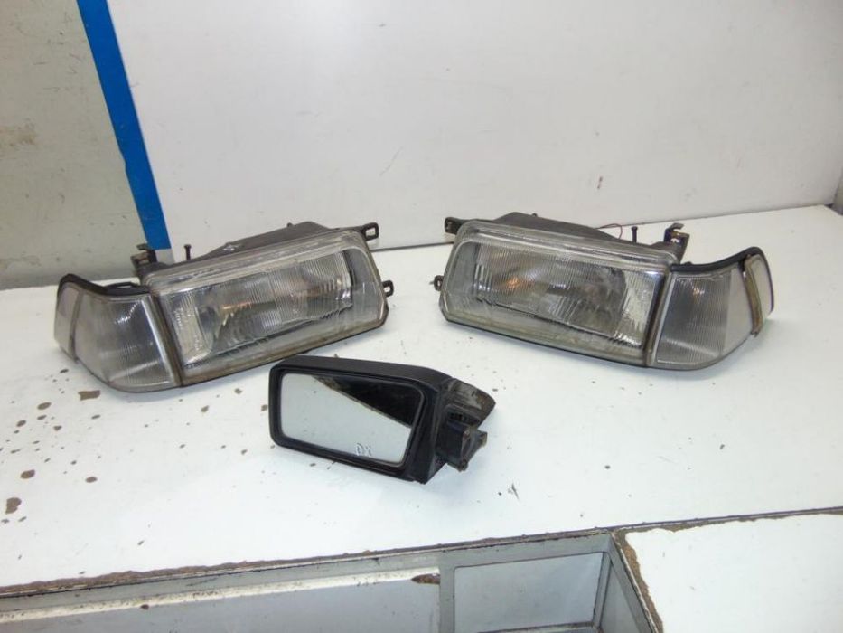 Toyota Corolla DX 3pt 85 faróis