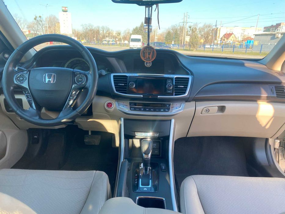 Автомобіль Honda Accord