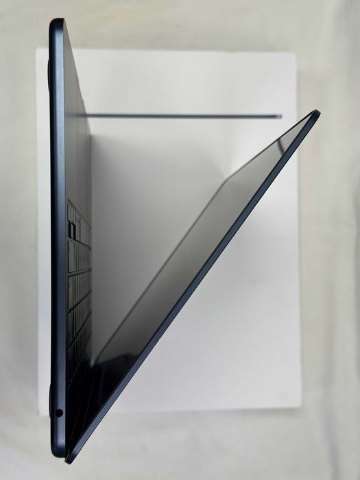 MacBook Air M2 13’ 2022р. 16/500Gb, Midnight