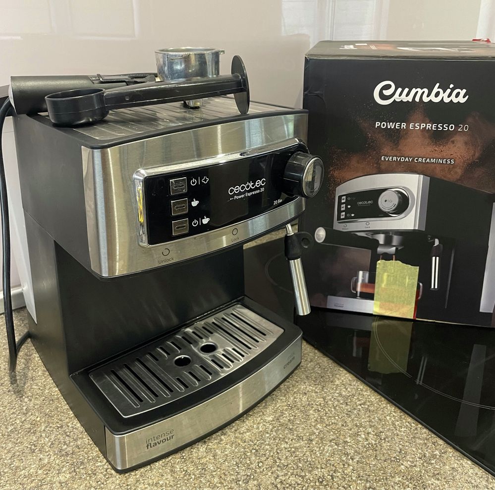 Кавоварка рожкова Cecotec Cumbia Power Espresso 20