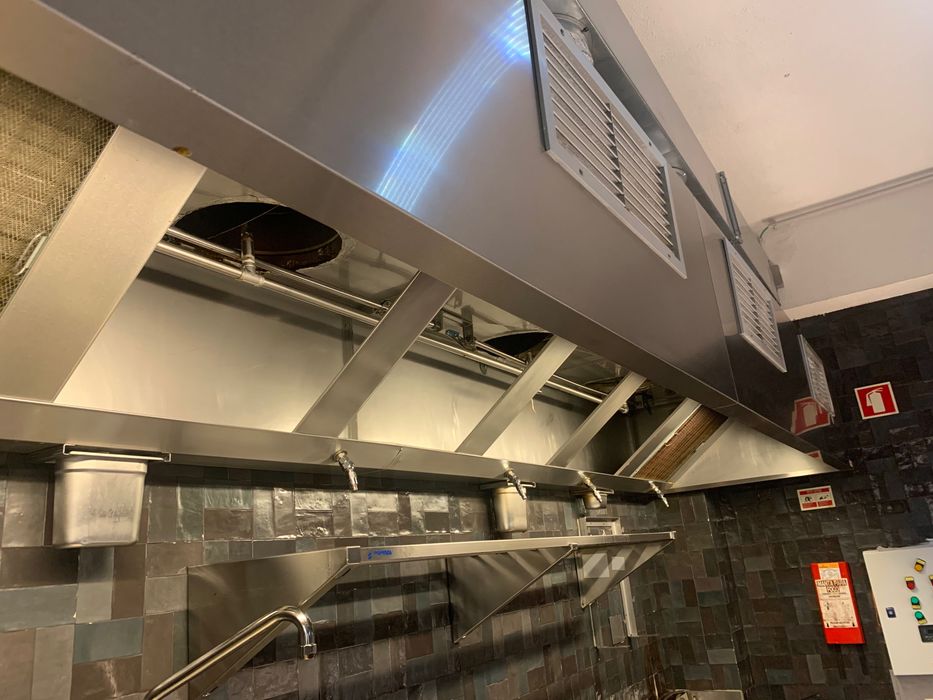 Lote de equipamento hoteleiro com 6 meses de uso.