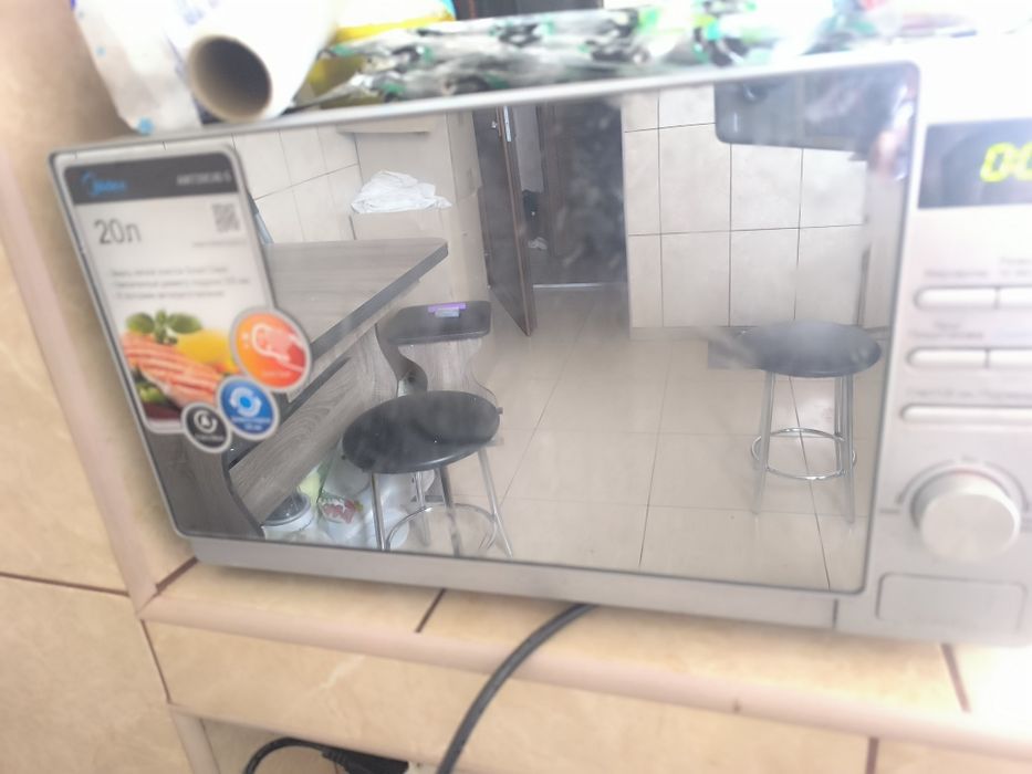 Мікрохвильова піч Midea 20 л