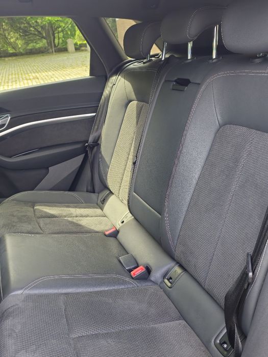 etron 55 quattro s line