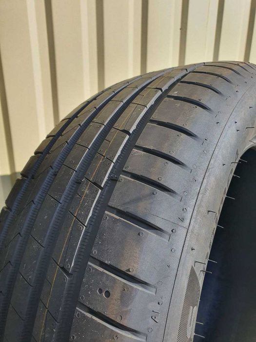 Шини Hankook 215/55 R17 summer