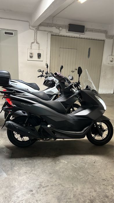Alugo motos HONDA PCX, ideal para trabalho de estafeta
