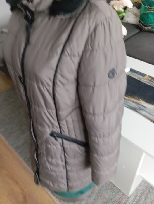 Płaszcz damski pikowany