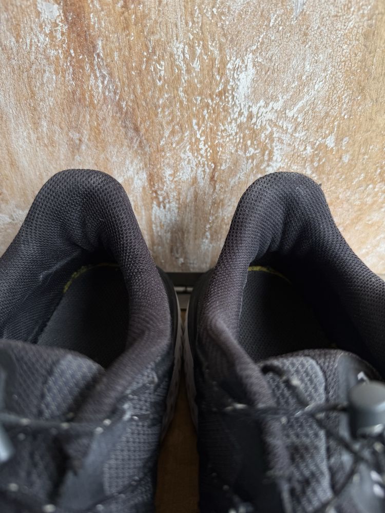 Кросівки Nike legend react 3
