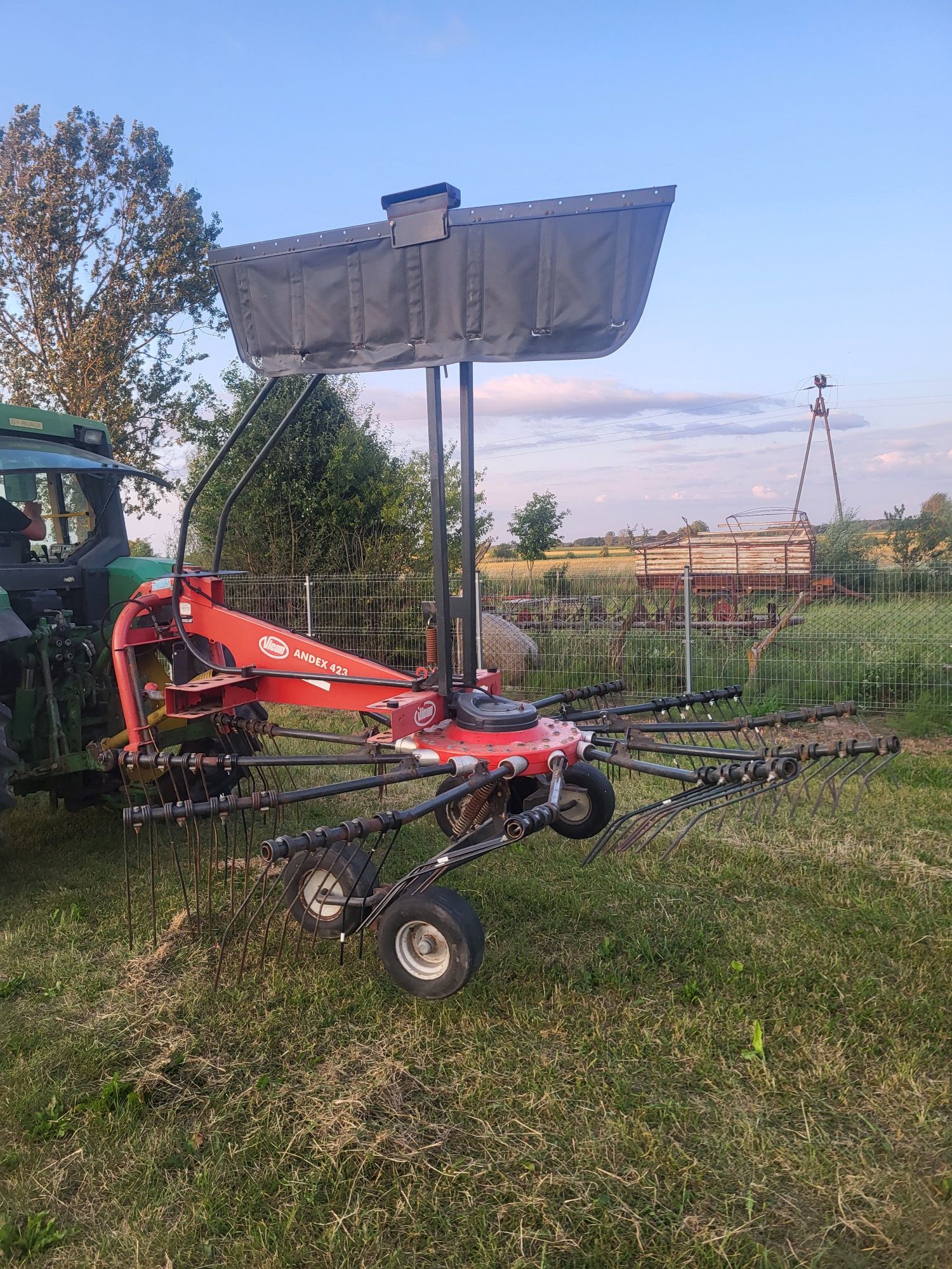 Zgrabiarka Vicon Andex 423 Kberneland