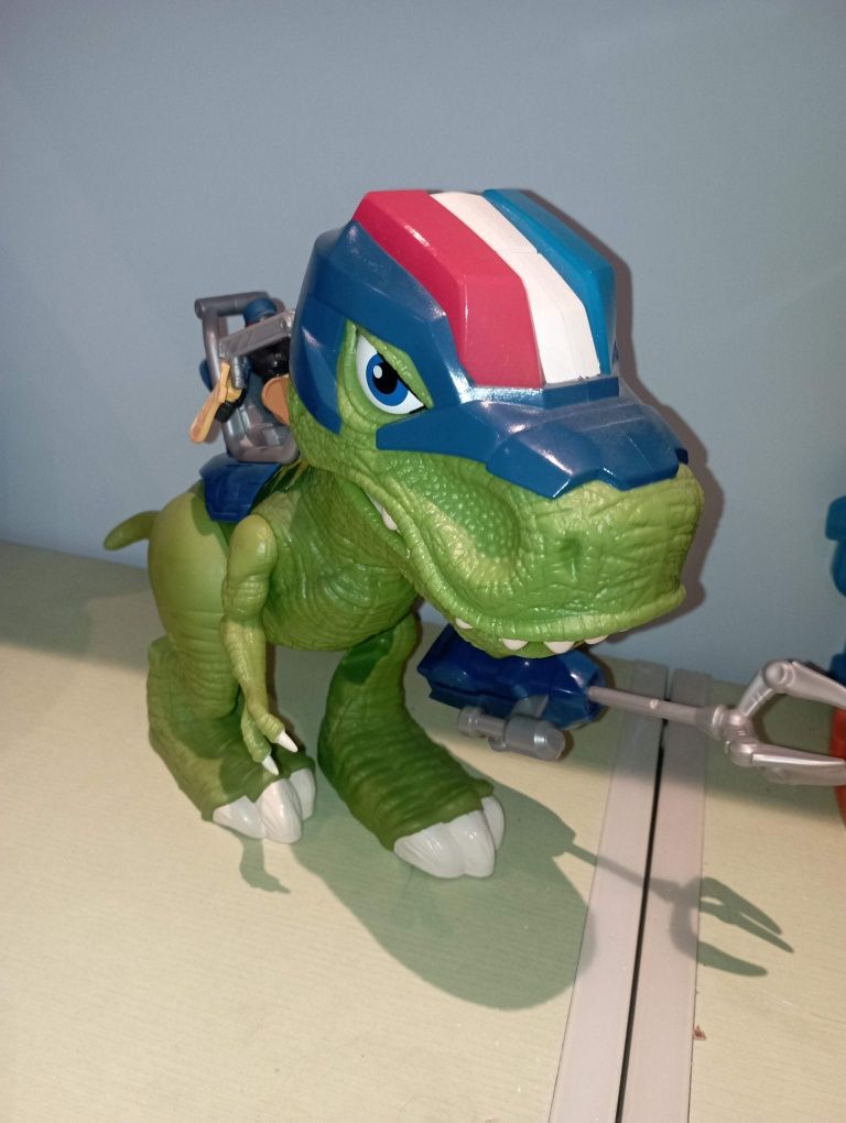 Dinozaur CHOMP SQUAD Hasbro