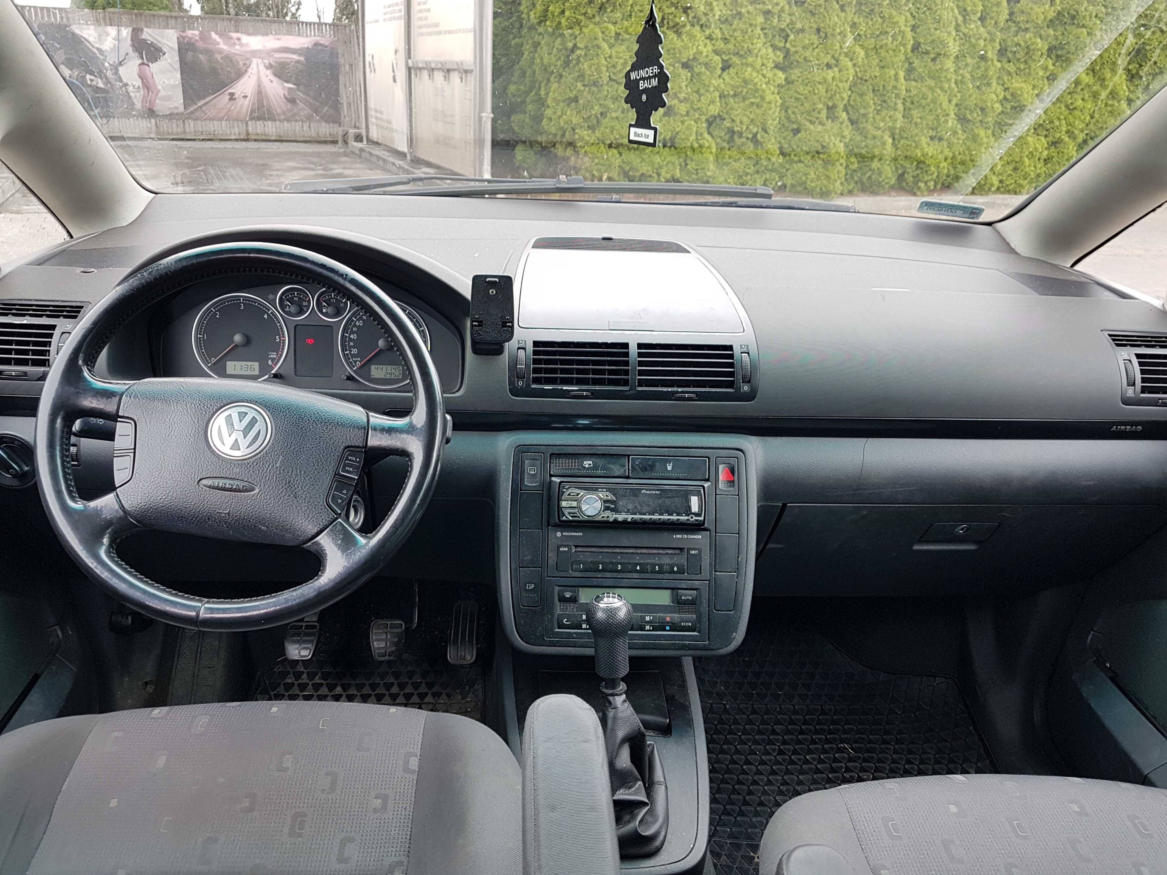 VW Sharan 1,9TDI/130KM,2004r.7 osob,klima,wspoma,Hak,wazne oplaty