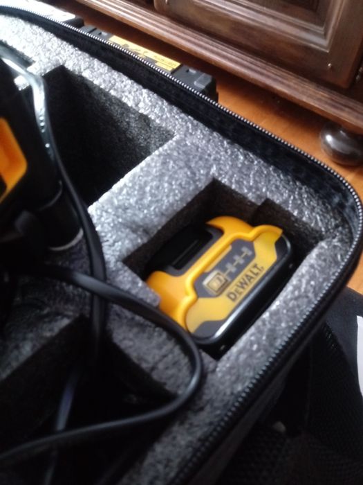 Laser krzyżowy 12 lini zielonych