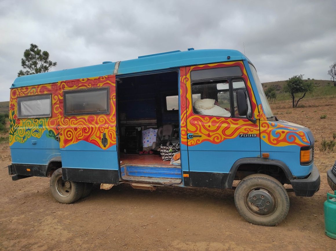 Mercedes Benz 709 d camper autocaravana bus bulli