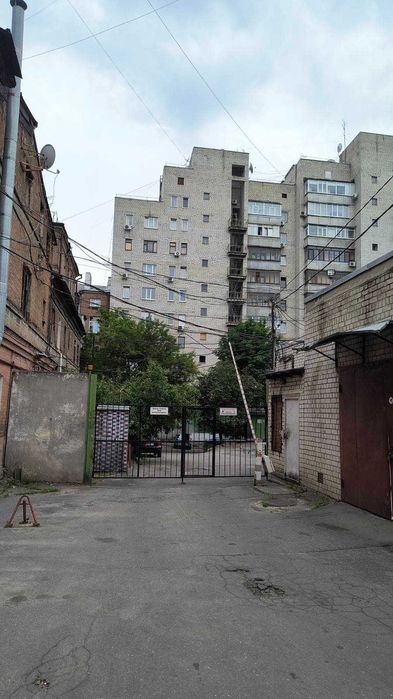 Продам 3 кім.квартиру у  Центрі  68000$