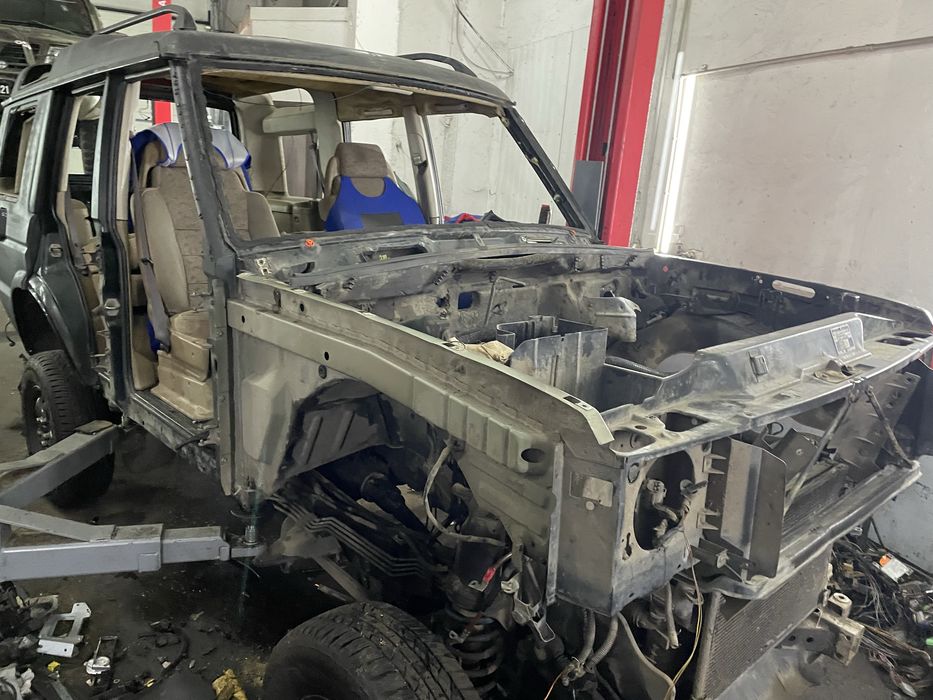 Кузов Land Rover D2