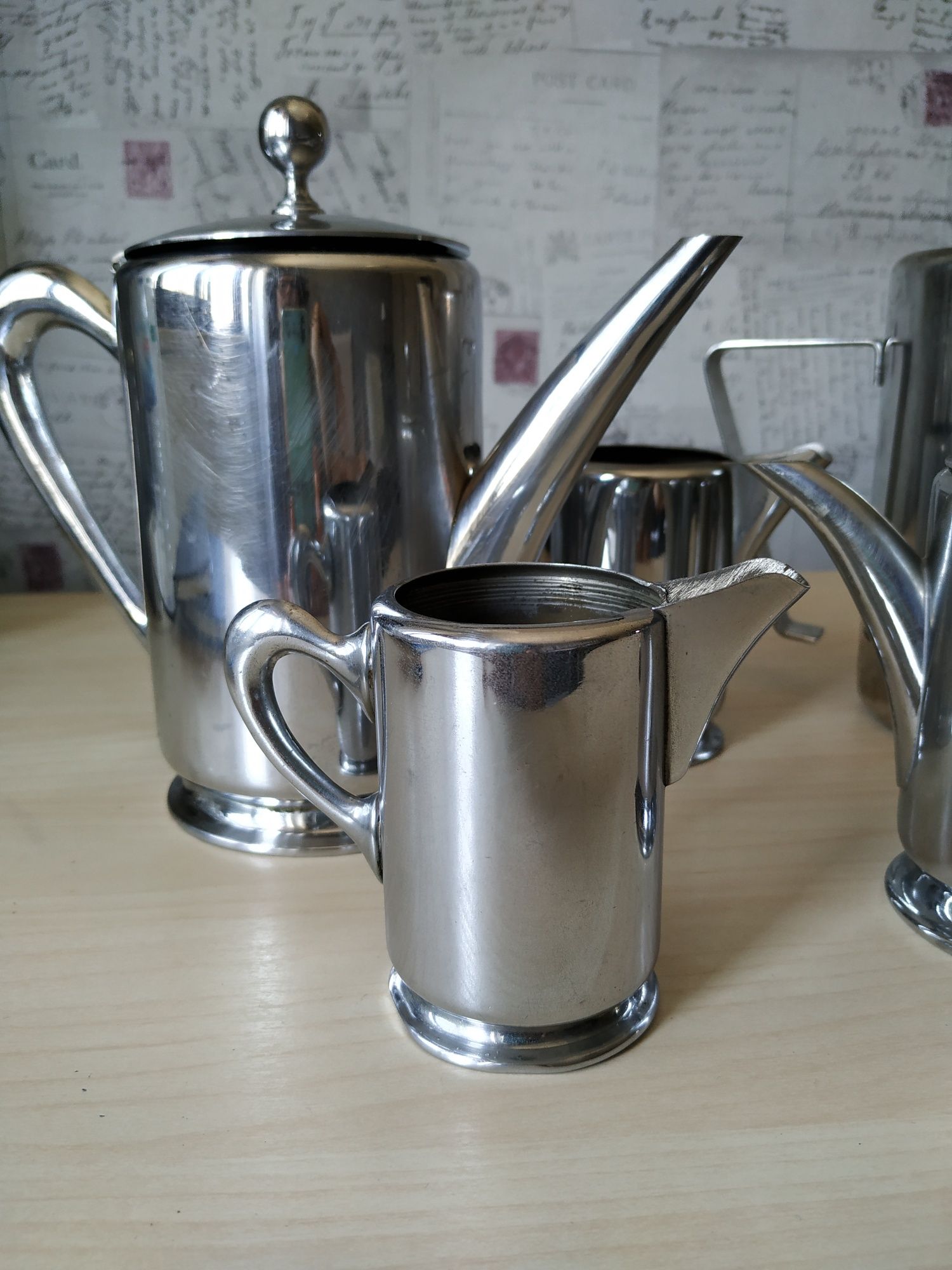 Bules de chá e café em inox, antiguidades.