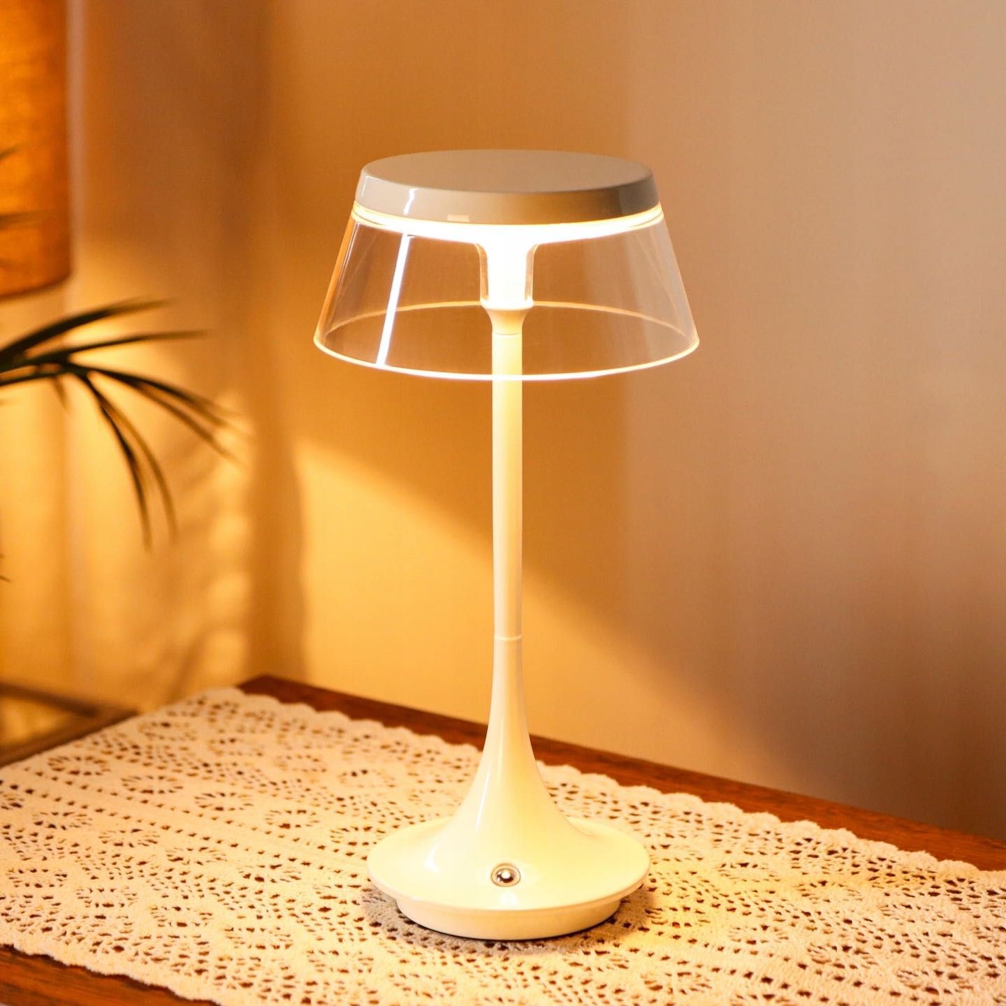 Lampa Nocna Aluminiowa 27 cm z szklanym Kloszem 1szt biała
