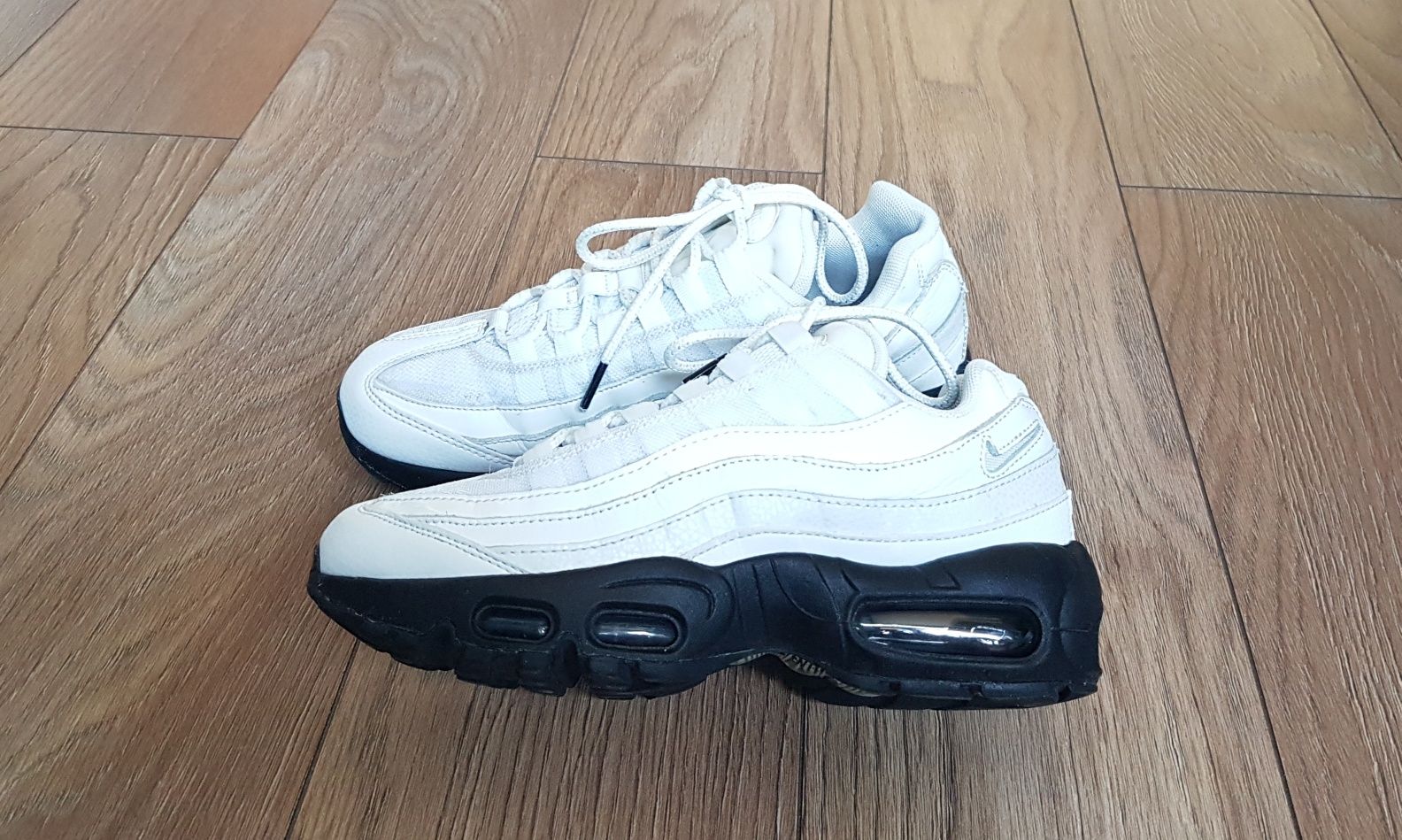 Buty Nike Air Max 95 White Black rozmiar  37,5 okazja Sneakers