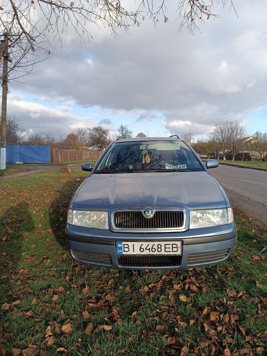 В продажі Шкода тур 2007р